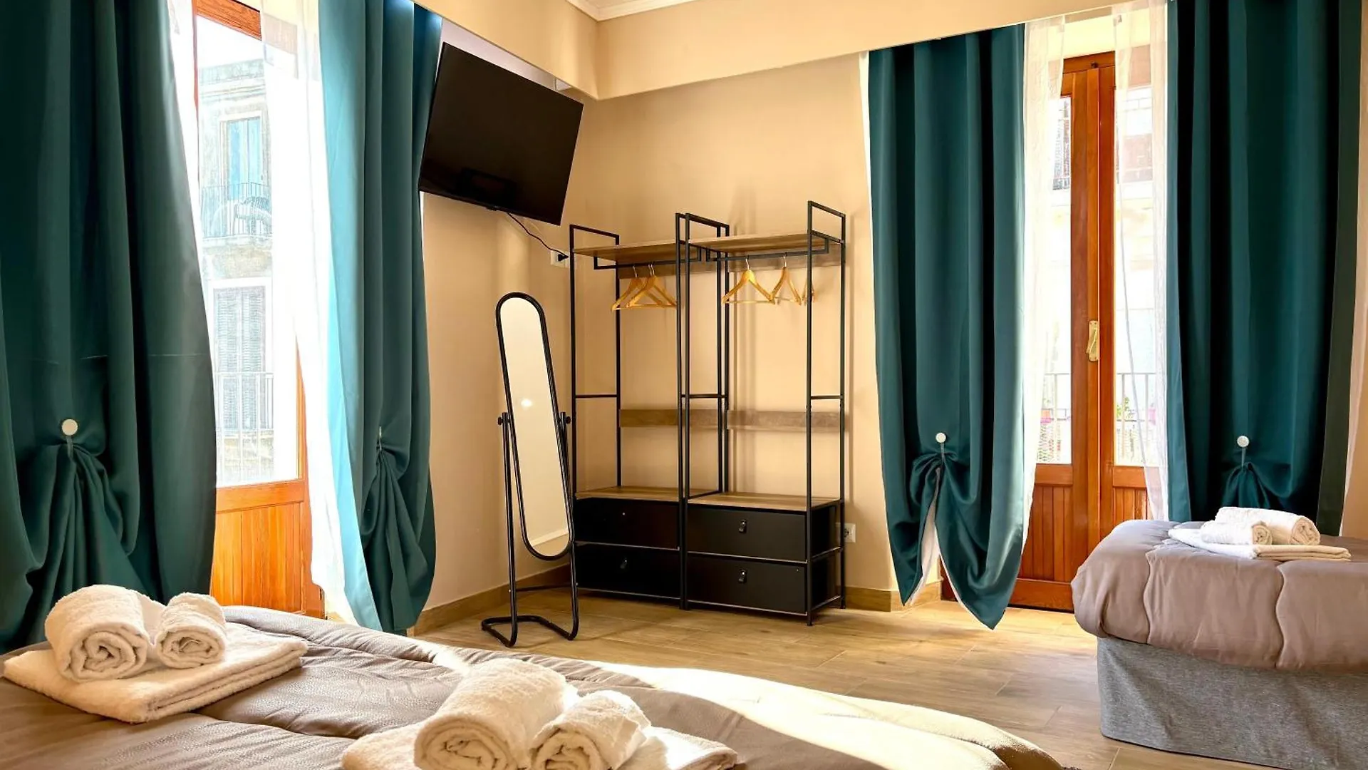 Ciminiere Station 131 Apartment Catania Italy